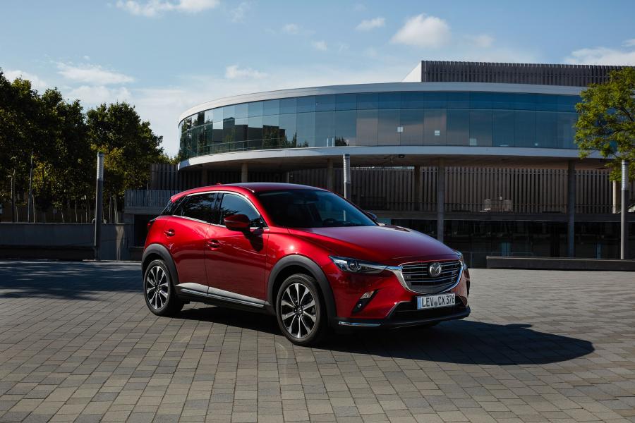  Mazda CX-3 2018 года  (WW) (фото 1 из 40)